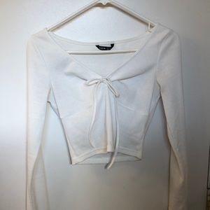 White crop top with scrunch tie